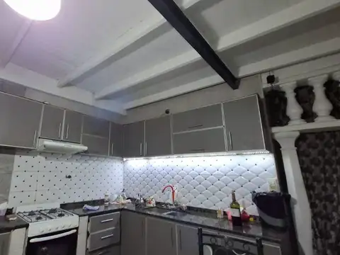 Depto Tipo Casa en Venta 60 años