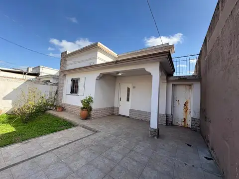 Suipacha 1600