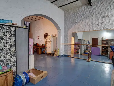 Venta Casa 4 ambientes Parque Chacabuco