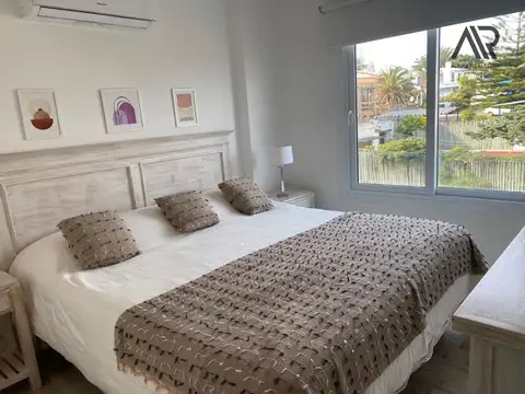 Apartamento en venta c/ cochera en La Barra