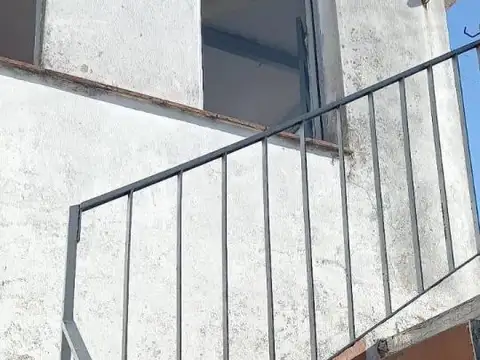 Casa en venta - 2 Dormitorios 1 Baño - 82,81Mts2 - Lomas del Mirador, La Matanza