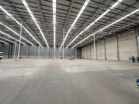 Galpon en Alquiler 75  mts Fondo