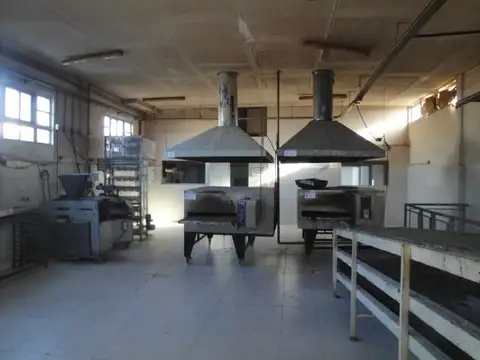 ALQUILER GALPON 5 GAS INDUSTRIAL APTO GASTRONOMIA