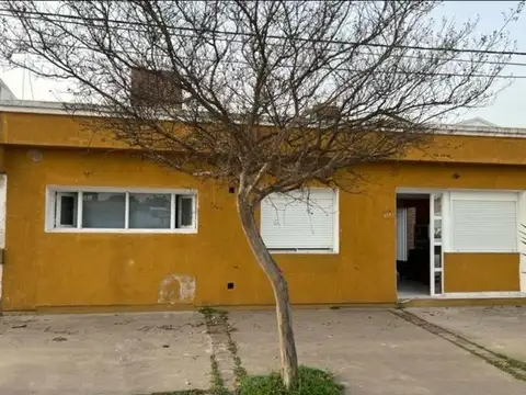 SE VENDE CASA SAN MARCOS ZONA COLEGIO SECUNDARIO