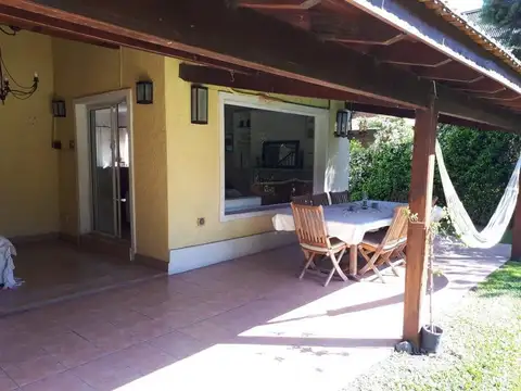Casa en Alquiler en Bermudas, USD 1.300