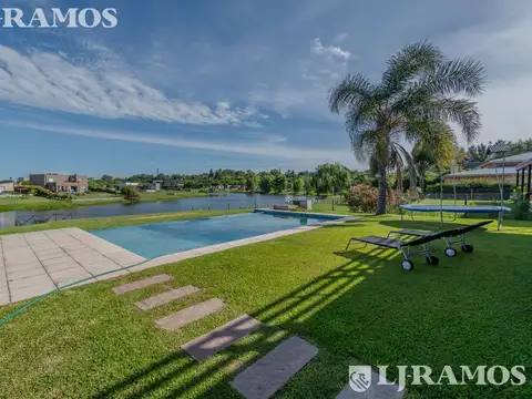 Casa en Alquiler de 4 dormitorios
