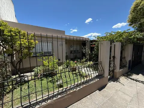 VENTA CASA 5 AMB VILLA TESEI