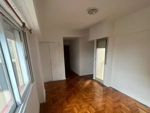 Avenida Rivadavia 9600, Piso 9°