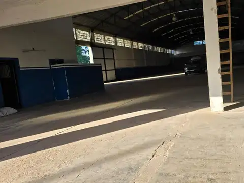 ALQUILER GALPON 1450 M2 PARADA ROBLES A MT RUTA 8