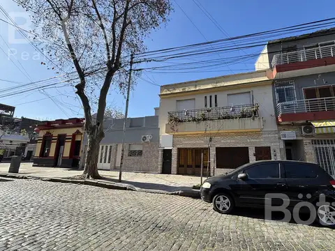 PH fte 5 ambientes 2 baños, balcón, terraza, quincho y garage