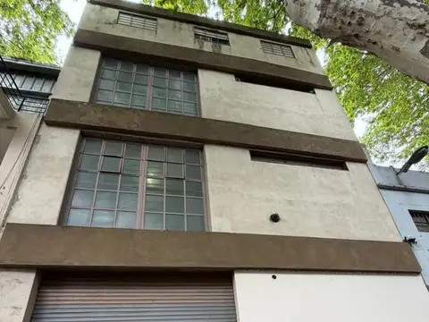 Excelente Deposito en Alquiler
