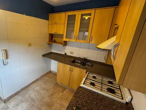 Departamento en Alquiler con 3 cocheras