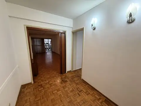 Pampa 2100, Piso 1
