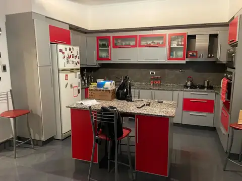 Casa en Venta en Lomas del Mirador, USD 195.000