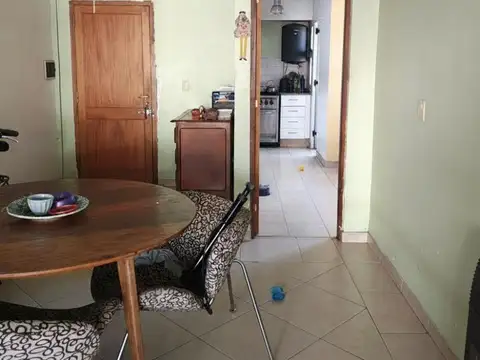 Departamento excelente ubicación con 2 dormitorios y cochera