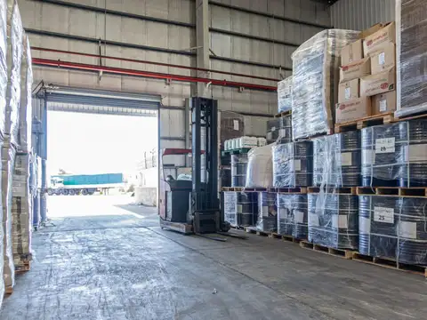 Depósito en Zarate KM 90 6500 m2 cub