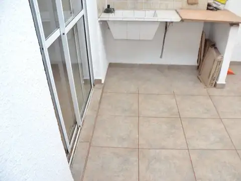 OPORTUNIDAD P.H. A CREDITO a 1/2 cda de H.Yrigoyen