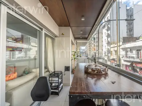 Departamento de 3 ambientes con cochera - Balvanera - Venta