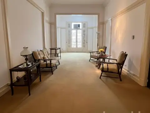 Departamento 9 ambientes con 2 baños