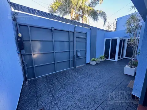 Casa en Venta en Banfield, USD 395.000