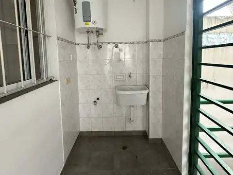BUENOS AIRES 700, Piso 1