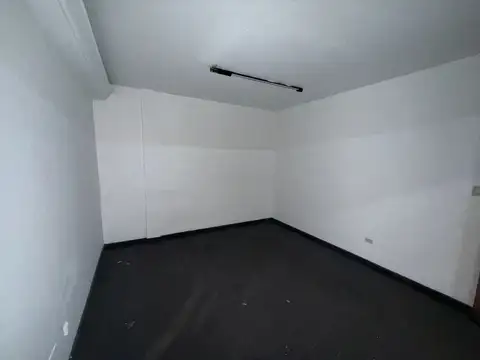 VENTA OFICINA APTA LOCAL ZONA CENTRO OPORTUNIDAD