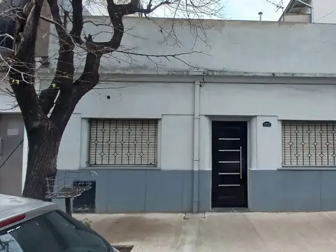 Casa - Alquiler - Argentina, Tres de Febrero - Bouchard 3020