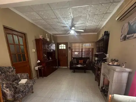 Depto Tipo Casa en Venta con 2 cocheras