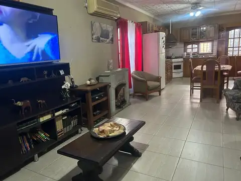 Depto Tipo Casa en Venta de 2 dormitorios