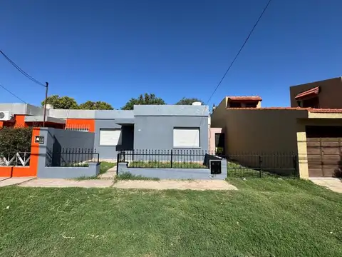 Casa en Roque Sáenz Peña 1855