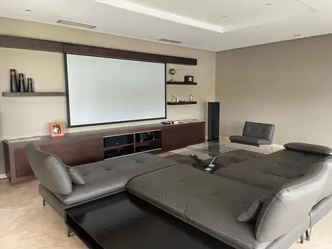 Casa en Venta al Oeste