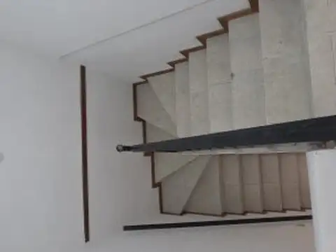Depto Tipo Casa en Alquiler en Ituzaingó Norte, $ 1.000.000