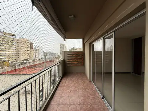 Curapaligüe 100, Piso 6