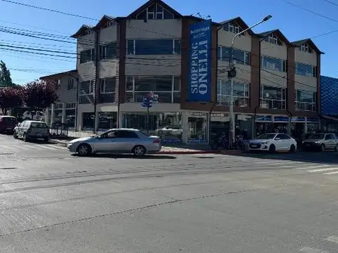 Local comercial 1000M2 ONELLI
