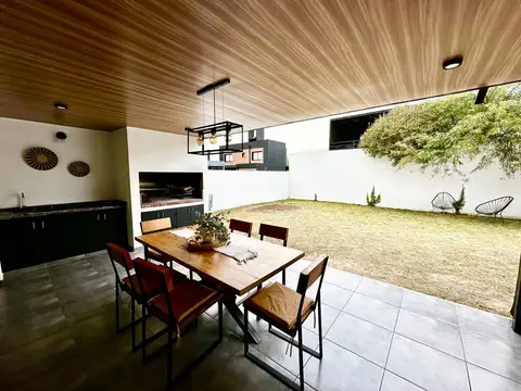 Casa en Venta de 4 dormitorios