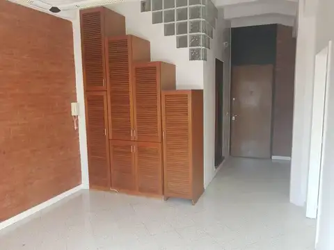 Alicia Moreau de Justo al 800