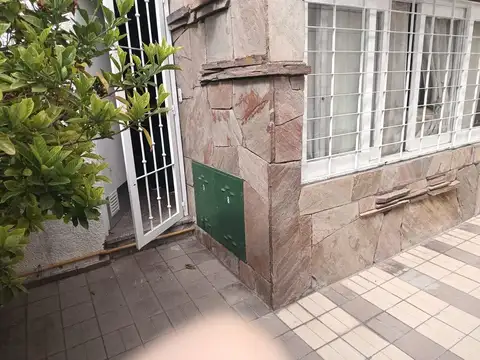 Departamento 5 ambientes con 1 baño