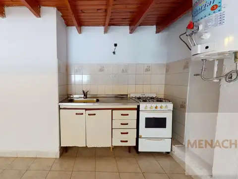 Departamento en Alquiler en Policlinico, $ 430.000