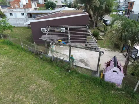 Casa 5 ambientes con 1 baño