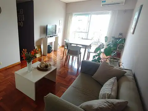 Mitre 500, Piso 7