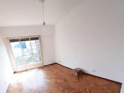 Mariano Acha 3000, Piso 2