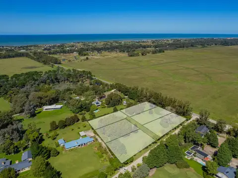 Conjunto de terrenos linderos a Marayuí C.C