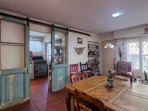 Depto Tipo Casa en Venta con 1 cocheras