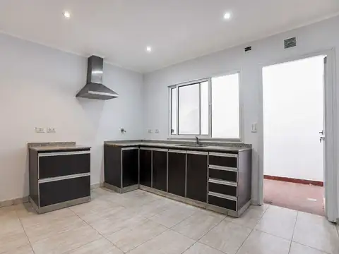 Depto Tipo Casa en Venta de 3 ambientes
