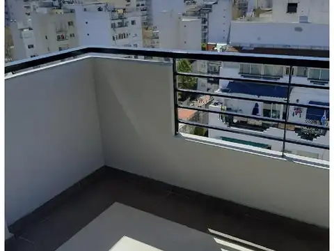 Impecable dpto 2 amb con parrilla! Con renta -