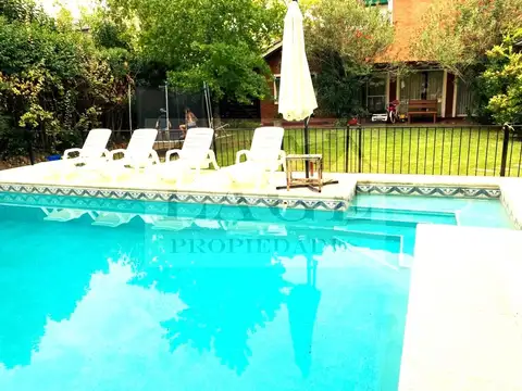 Casa 4 ambientes con 4 baños