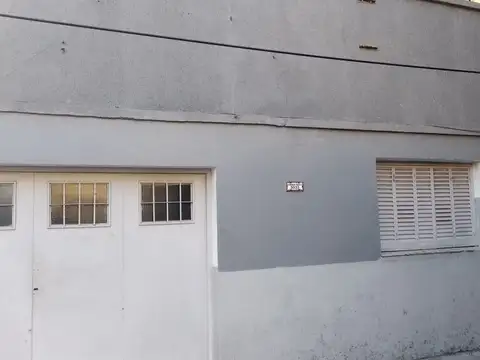 VARELA - (3F) 3000, Piso P.B.