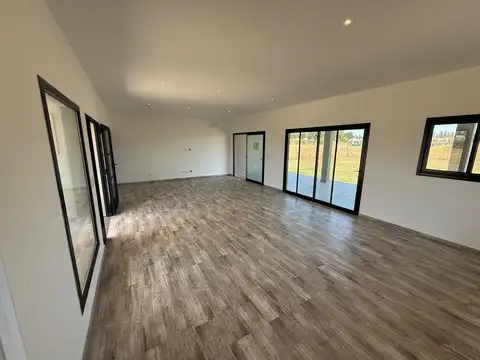 Casa en Venta en Monet Barrio Privado, USD 150.000