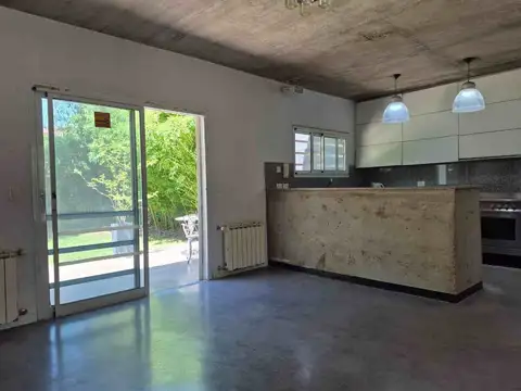Casa en Alquiler en Ezeiza, USD 1.500