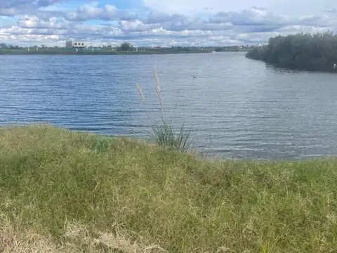 VENTA LOTE A LA LAGUNA ELCANO